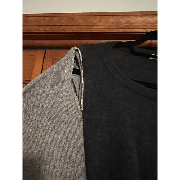 Autumn Cashmere Women's Colorblock Zip-Shoulder Cashmere Sweater Long Sleeve S - Picture 3 of 9